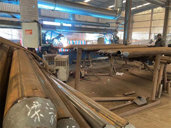 普兰店体育馆网架加工